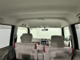 天井も高く視界も良く運転しやすそうですね♪