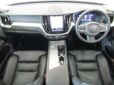 XC60 プラス B5 