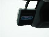 ◆ドライブレコーダー◆映像・音声などを記録する自動車用の装置です。 もしもの事故の際の記録はもちろん、旅行の際の思い出としてドライブの映像を楽しむことができます。