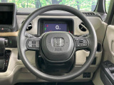 【ステアリングスイッチ】運転中、前方から目線をそらすことなく、オーディオ等の操作が可能な便利機能!安心&快適なドライブを演出してくれます♪