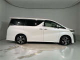 その他にも各種保険、お車の買取(T-UP)、JAF、TSカード、携帯電話などの取扱いをしております。詳しくはスタッフにお尋ねください。