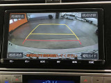 バックガイドモニターで、後方を確認しながら安心して駐車することができます。運転初心者も熟練者も必須の機能ですよ!