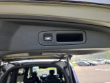 ボタン一つでバックドア開閉!パワーテールゲートはメモリー機能付きです♪