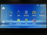 CD/DVD再生、Bluetooth機能付きオーディオが付いております。