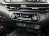 オートエアコンで快適な車内温度を演出してくれます!