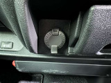 シガーソケット用の充電器が使用可能です!