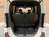 ■充実のアフターサービス■ 車の販売はもちろん、自社整備工場・自社鈑金工場・オイル交換&点検専門店舗を完備しておりますので納車後もお客様のカーライフをトータルでサポートいたします。