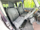 運転席シート廻りは使用感も少なく、良好な状態となっています。丁寧に使われていたことがよくわかりますね。