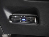 ◆運転席・助手席◆室内は、シートクリーニングや各部の徹底した清掃を実施し、消臭・除菌処理を行っています。しかも、全ての差上で天然成分の薬剤にこだわり安心・安全へも配慮しています。