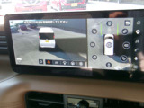 3Dでぐるっと見える。車の周囲がぐるっと見えるので、安心して発進できます。