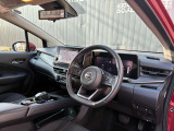 フロントガラスが大きいので、広い視界でとても運転しやすいお車です(*'&omega;'*)