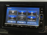 【オーディオソース】ラジオはもちろんCD、フルセグ、DVD、Bluetooth、ミュージックラック、USB、SDほか多彩な機能を装備しております