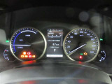 ディスプレイには運転に必要な様々な情報を表示します。
