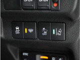 ◆VSA◆横滑り防止装置が装備されています。コーナーリング時の横すべりを抑える機能と、車両の急激な挙動変化を抑える機能で、安定した走行を実現しています。運転に安心とゆとりが出来ます。