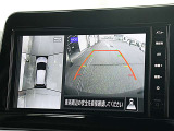 アラウンドビューモニター装備で、運転席からクルマの前後左右の状況が確認できます。