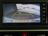 バックガイドモニターで、後方を確認しながら安心して駐車することができます。運転初心者も熟練者も必須の機能ですよ!