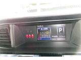 様々な車両の情報を表示してくれます。切替もできますのでタイムリーに必要な情報を表示させてみてください。