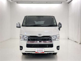 トヨタが誇る商用バン!信頼性も高いハイエース!