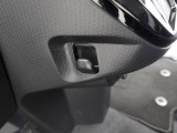 納車の前にはエンジンオイル、オイルエレメント、エアクリーナー、クーラント、バッテリー、ワイパーゴムのチェックまたは交換を行います!