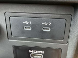USB充電ポートも搭載しております。