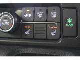 シートヒーター装備付き車!!座席に埋め込まれた電熱線によりシートを暖めることが出来る装備で、温められたシートは、寒い冬には最適です!!