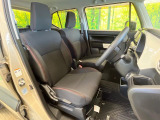 ドライバーによって運転しやすいポジションは異なり、あの車はどうなのか不安なこともありますよね。気になるお車は店頭で乗り込んでご確認いただけます♪