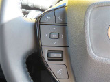 ブルートゥースに接続すれば、スマホに入れている音楽が聞けたり運転中に電話がかかってきてしまった場合もハンドルから電話を取ることができます!