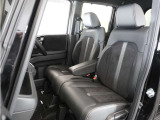 ◆運転席・助手席◆室内は、シートクリーニングや各部の徹底した清掃を実施し、消臭・除菌処理を行っています。しかも、全ての差上で天然成分の薬剤にこだわり安心・安全へも配慮しています。