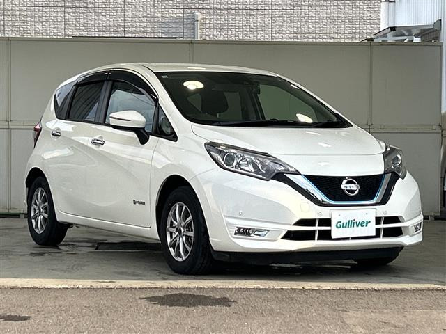 ノート 1.2 e-POWER X ブラックアロー 修復歴無し