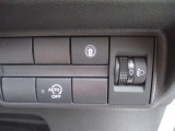 この車は、日産でご案内している高品質宣言車で、安心と満足のカーライフ宣言車です。入念なクリーニングはもちろん、安心していただけるよう、決められた整備内容や充実した保証内容でカーライフをサポートします