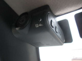 前方からの車内映像を録画します