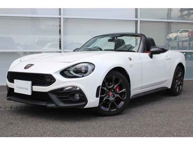 アバルト124スパイダー 1.4