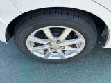 新品タイヤやスタッドレスタイヤのご希望の方は、お知らせ下さい。車種に合わせたサイズをお調べしてご提案させていただきます。