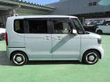 HONDA独創の低重心設計によりコーナーでもふらつきにくいすぐれた操縦安定性を獲得。ゆれが苦手なお子様も安心です。