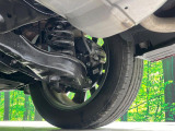 お車を安心してお乗りいただく為には、足回りの定期点検が欠かせません。サービスサポート(有償保証)では無料点検もご提供しており、安心のカーライフをお過ごしいただけるサポート体制が整っています。