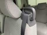 後席アシストグリップは、お年寄りの方が乗車される時に特に喜ばれる装備です。