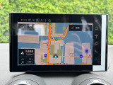 アウディのナビゲーションシステム『MMI(タッチレスポンス)』 ナビ・オーディオ・車両設定等すべての機能を司どっています。