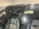 安心・安全なカーライフに必須のドライブレコーダーを装備!あおり運転や事故に遭遇した際の状況も映像で記録します。
