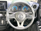 【ステアリングスイッチ】運転中、前方から目線をそらすことなく、オーディオ等の操作が可能な便利機能!安心&快適なドライブを演出してくれます♪