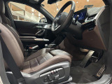◆LIBERALAは、輸入車選びの新たなスタイルを提案するインポート・セレクト・ブランドです。オーナー様となる方がクルマから直接感じる感性を第一にした、最良の一台との出会いをコーディネートいたします。