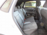 ISOFIX(イソフィックス)基準適合チャイルドシート固定装置!!安心楽々で対応チャイルドシートが取付できます。