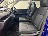 【車内ルームクリーニング済】専門スタッフにより車内はきれいにルームクリーニングを行っております。