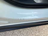 運転席ステップにキズあり