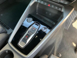 そのモデルの特性に合わせたトランスミッションを採用することにより、駆動力への伝達効率が高く、燃費性能にも大きく寄与しています。詳しくは0078-6002-900146中古車スタッフまで