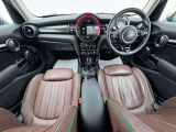 こちらのお車はMINI NEXT鶴ヶ島に展示中です。☆お問合せをお待ちしてます!