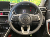 【スマートアシスト】走行中に前方の車両等を認識し、衝突しそうな時は警報とブレーキで衝突回避と被害軽減をアシスト。より安全にドライブをお楽しみいただけます。