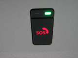 SOSコール 急病時や危険を感じた時SOSコールスイッチを押すと、専門のオペレーターに繋がって、警察や救急車への連携サポートしてくれます。(別途登録費用がかかります)