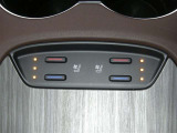 【シートヒーター搭載】シートを温めてくれる暖房機器です!長時間座っていると負担が掛かりやすい背中や腰、または冬場の寒い日に冷えやすい脚部に快適なぬくもりを♪