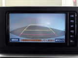 バックガイドモニターで、後方を確認しながら安心して駐車することができます。運転初心者も熟練者も必須の機能ですよ!