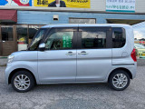 左側面から☆スライドドアで乗り降り楽々です♪こちら側は柱がございません!